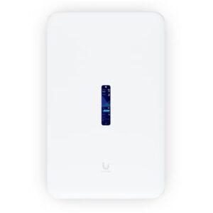 CLOUD GATEWAY A PARETE UBIQUITI UDW-EU CON AP WI-FI 6 - POE SWITCHING